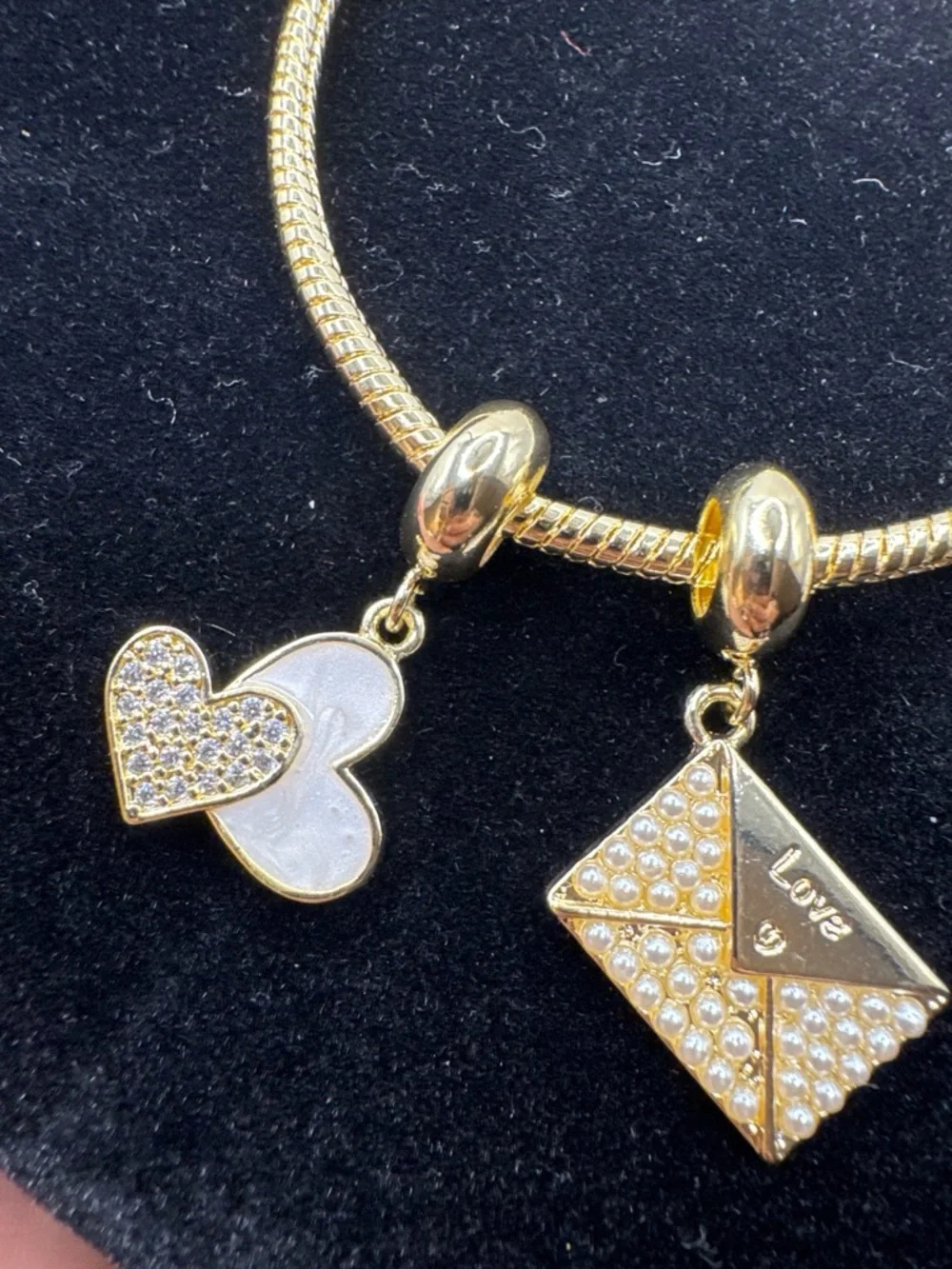 Goldfield -Tone Charm Bracelet – Hearts, Daisy & Envelo